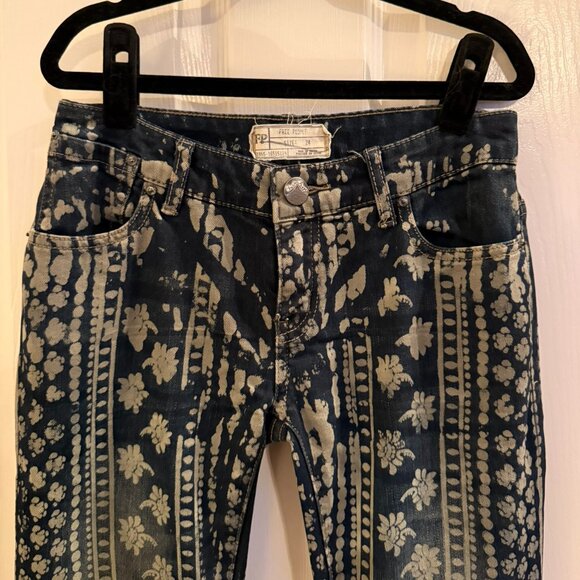 Free People Mantra Bali Flare Stretch Jean Denim Print 24 RARE - Picture 5 of 9